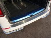 Накладка на задний бампер (лист шлифованный) для автомобиля Volkswagen Multivan (T6) 2015-
