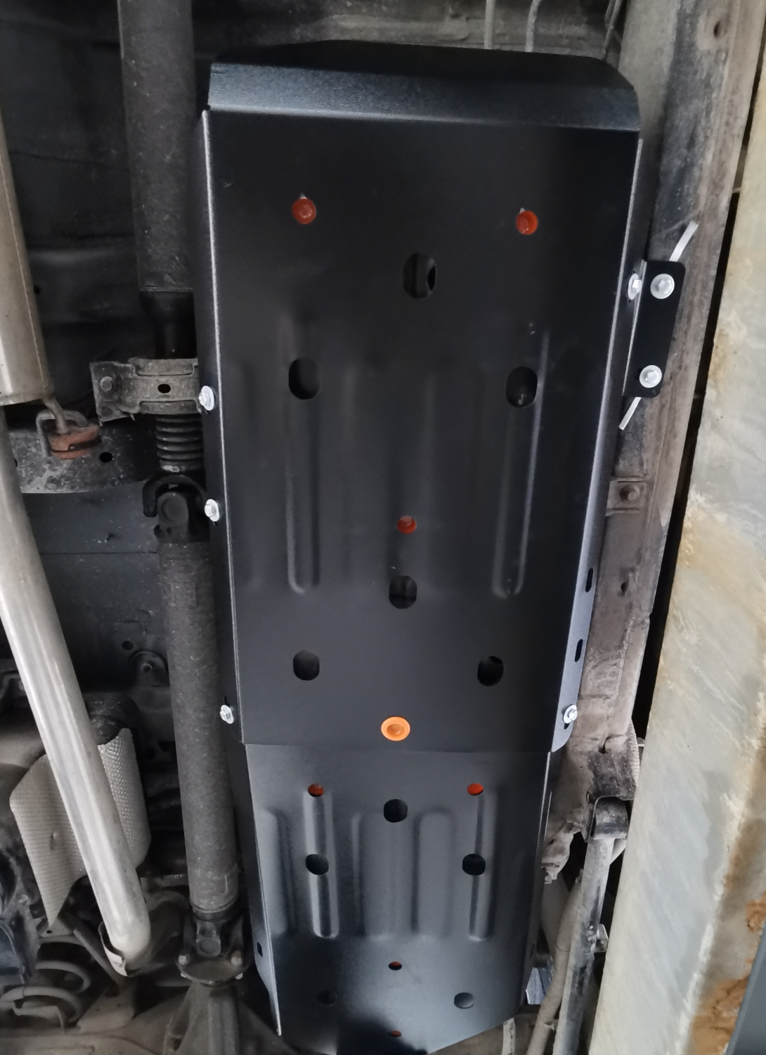 Haval H5 Pro 2023- V-2.0D 8AT 4WD (150 л.с.) защита топливного бака (2 части), ALFeco, алюминий, 4 мм, арт. ALF5513al