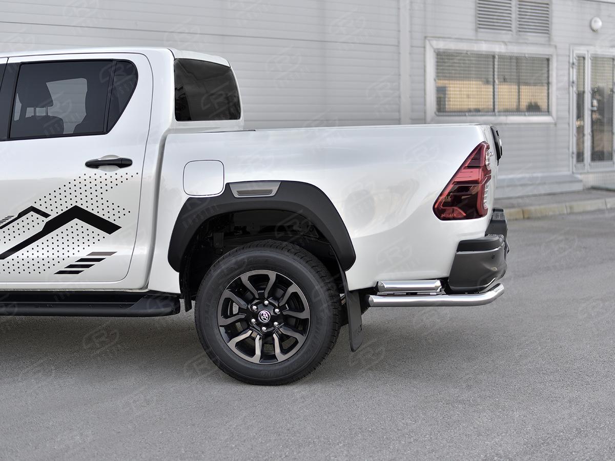 TOYOTA HILUX BLACK ONYX 2020- Защита заднего бампера уголки d57 секции-d57 прямая THBOZ-003520