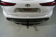 Накладка на задний бампер (лист шлифованный надписьToyota) для автомобиля Toyota Highlander 2020- арт. TOYHIGHL20-08