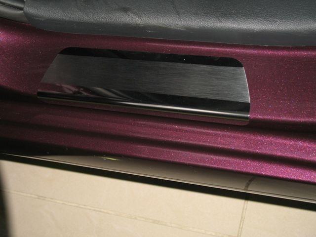 Накладки на внутренние пороги с логотипом на металл для Hyundai Solaris 2010, Союз-96 HSOL.31.3163