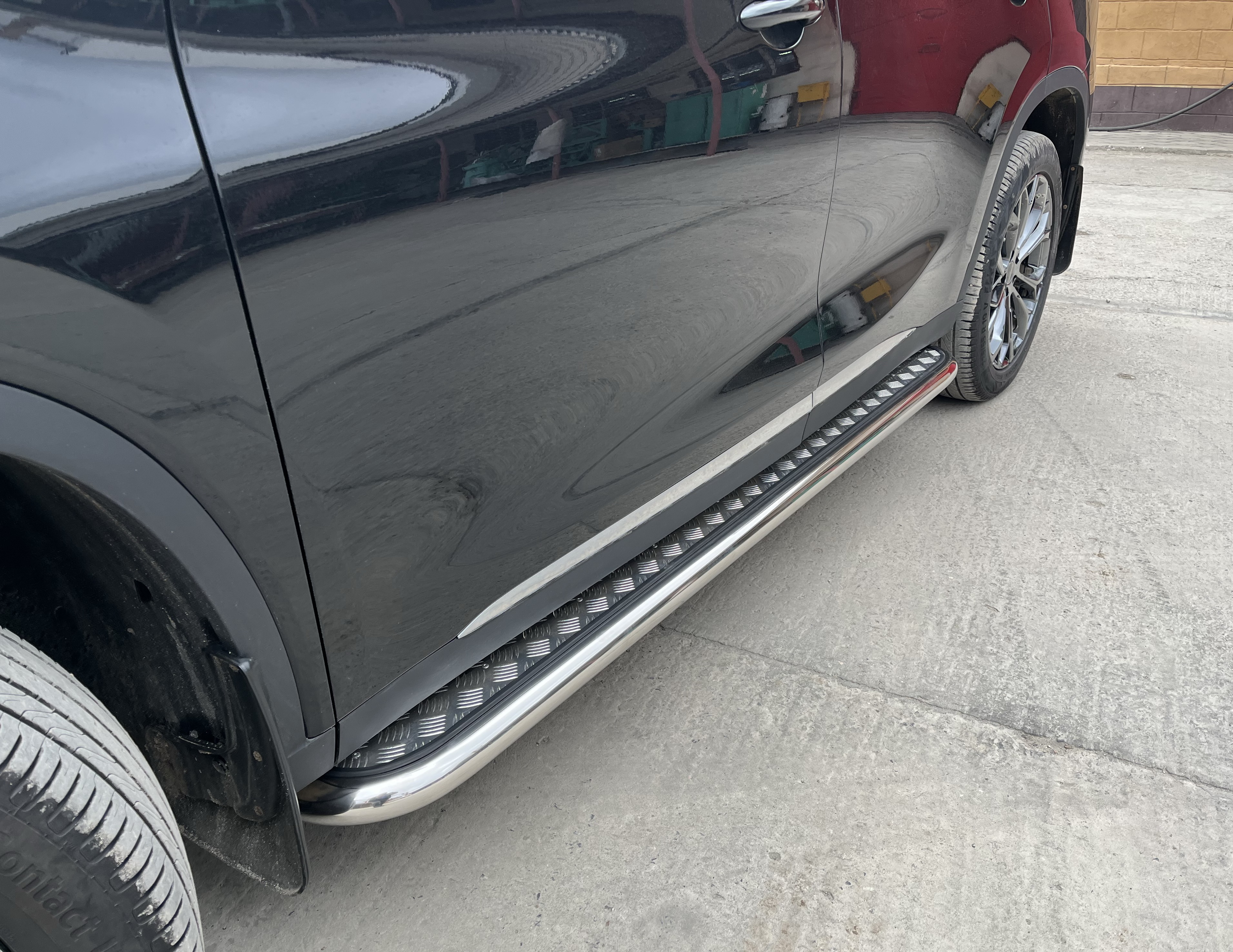 Пороги с накладным листом для автомобиля CHERY CheryExeed TXL 2020 арт. CHETXL.20.41