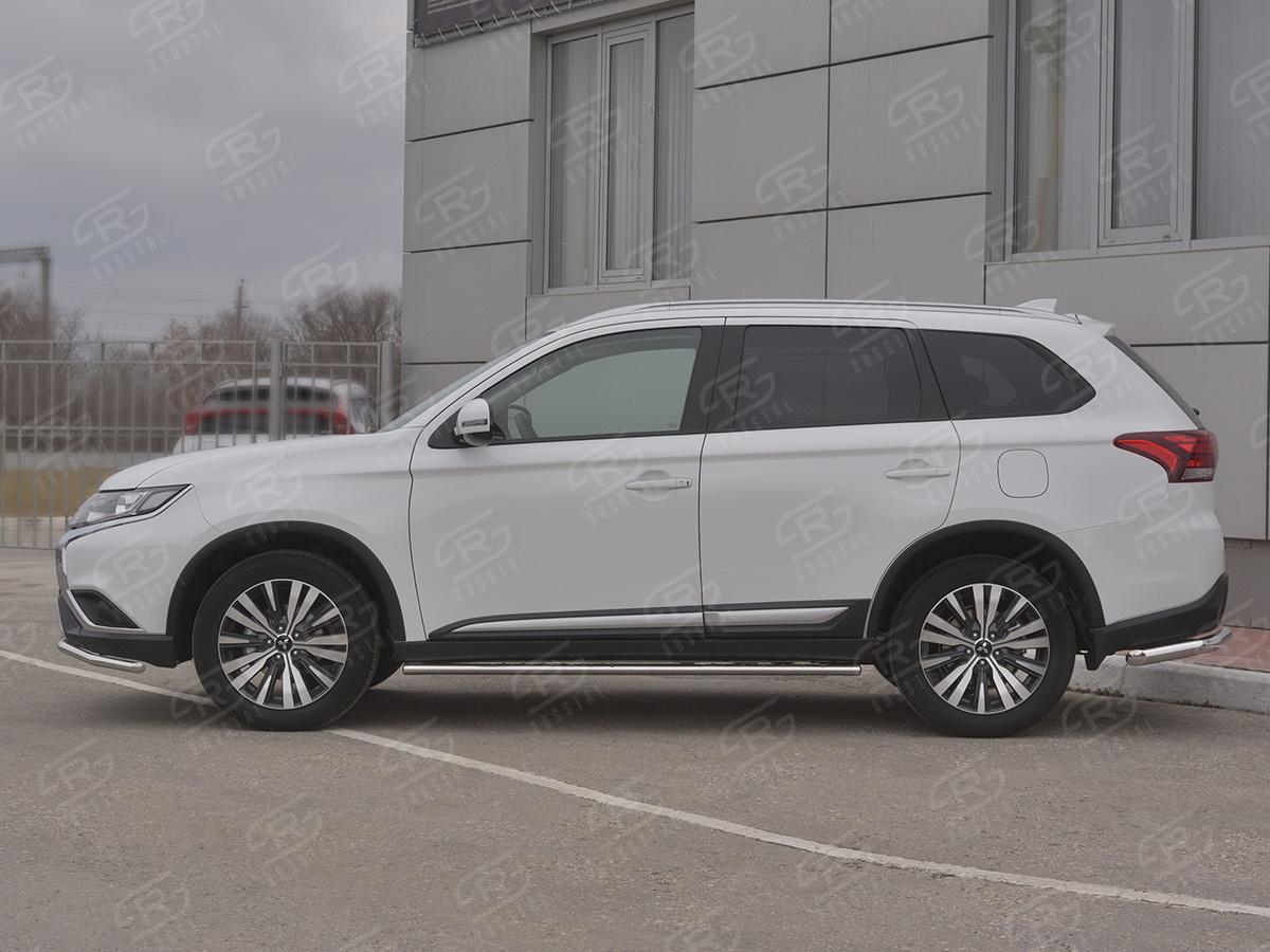 Пороги труба 75х42 овал с проступью MOO-003205 для автомобиля MITSUBISHI Outlander 2018-, Slitkoff