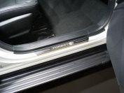 Накладки на пороги (лист зеркальный надпись Forester) 2шт для автомобиля Subaru Forester (S5) 2018-