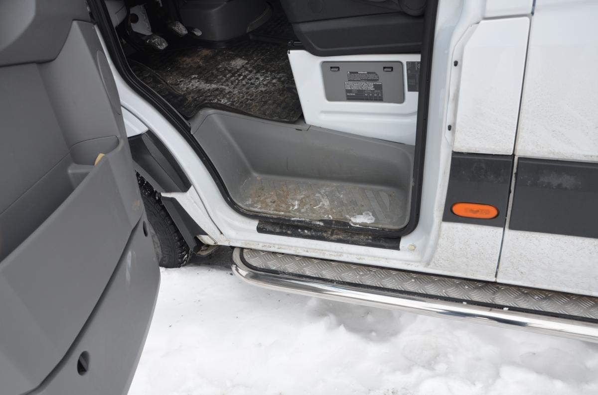 Пороги с накладным листом для автомобиля MERCEDES-BENZ Sprinter 2012 (W906). MBS.12.41, Россия