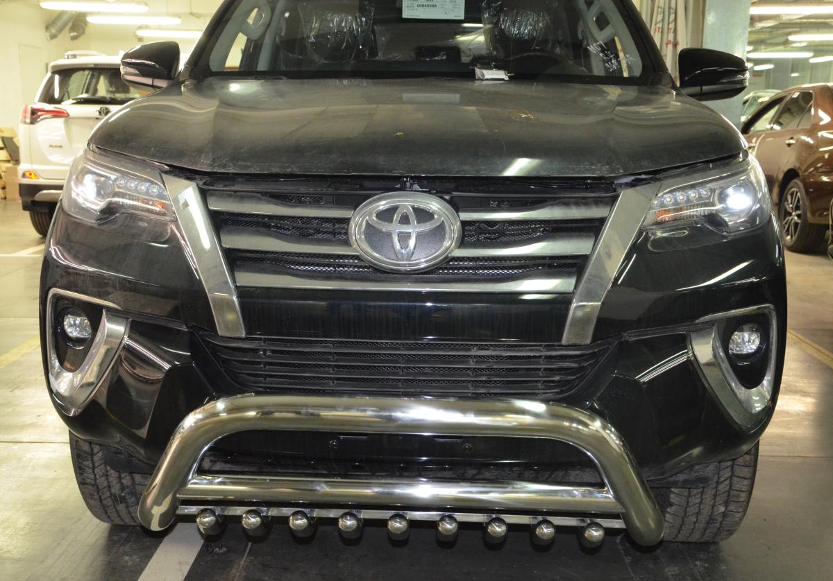 Защита переднего бампера скоба низкая+акула для автомобиля TOYOTA Fortuner 2017. TF.17.76, Россия