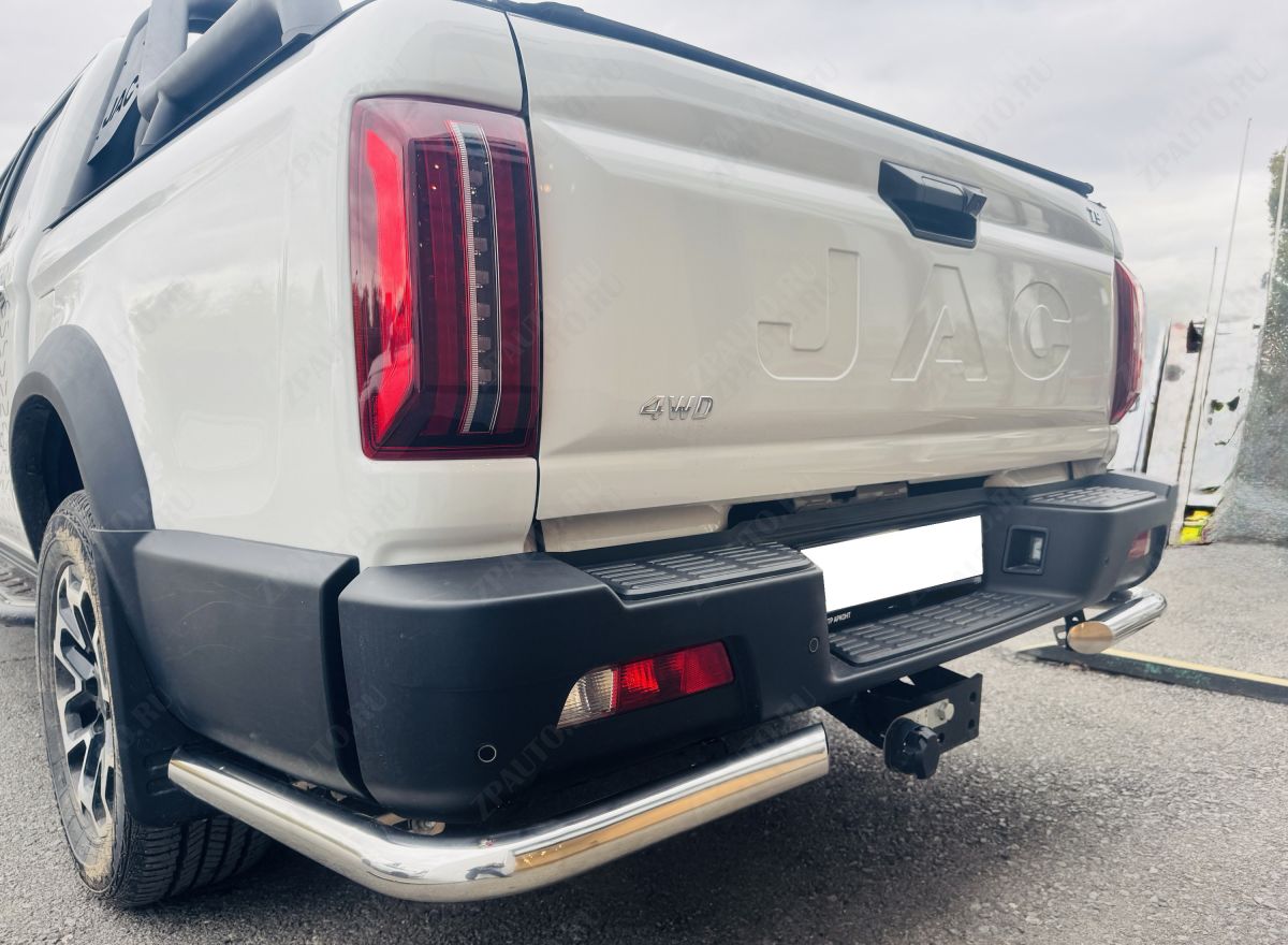 Защита заднего бампера угловая для автомобиля JAC  T9 2021 арт. JAC.T9.21.18