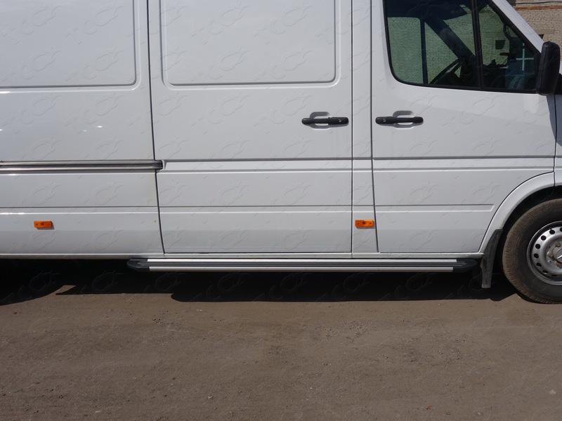 Порог алюминиевый 2220 мм «Slim Line Silver» для автомобиля Mercedes-Benz Sprinter Classic (W905) 2014- TCC Тюнинг арт. MERSPR14-07S