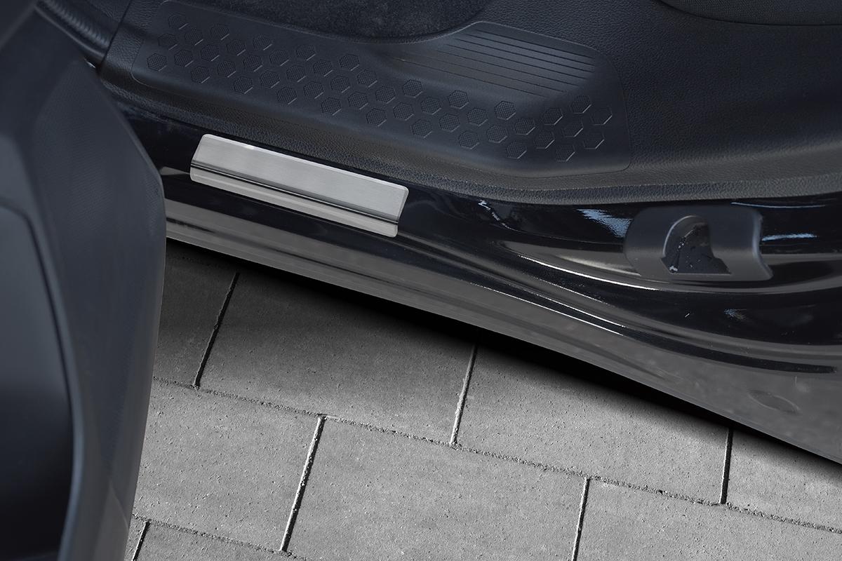 Накладки на пороги RUSSTAL (нерж., шлиф., надпись) SBFOR13-03 для SUBARU FORESTER(SJ) 2016-2018