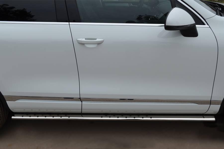 Пороги труба d75x42 с проступью для Volkswagen Touareg 2010, Slitkoff VTT-001071