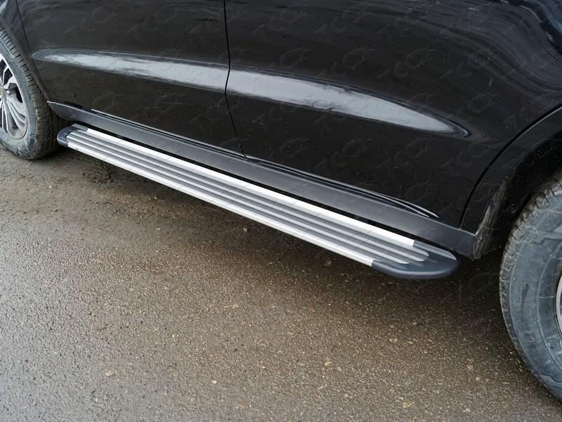 Пороги алюминиевые "Slim Line Silver" 1720 мм для автомобиля Geely Emgrand X7 2018-, TCC Тюнинг GEELEMGX718-22S