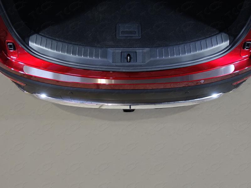 Накладка на задний бампер (лист шлифованный) для автомобиля Mazda CX-9 2017-