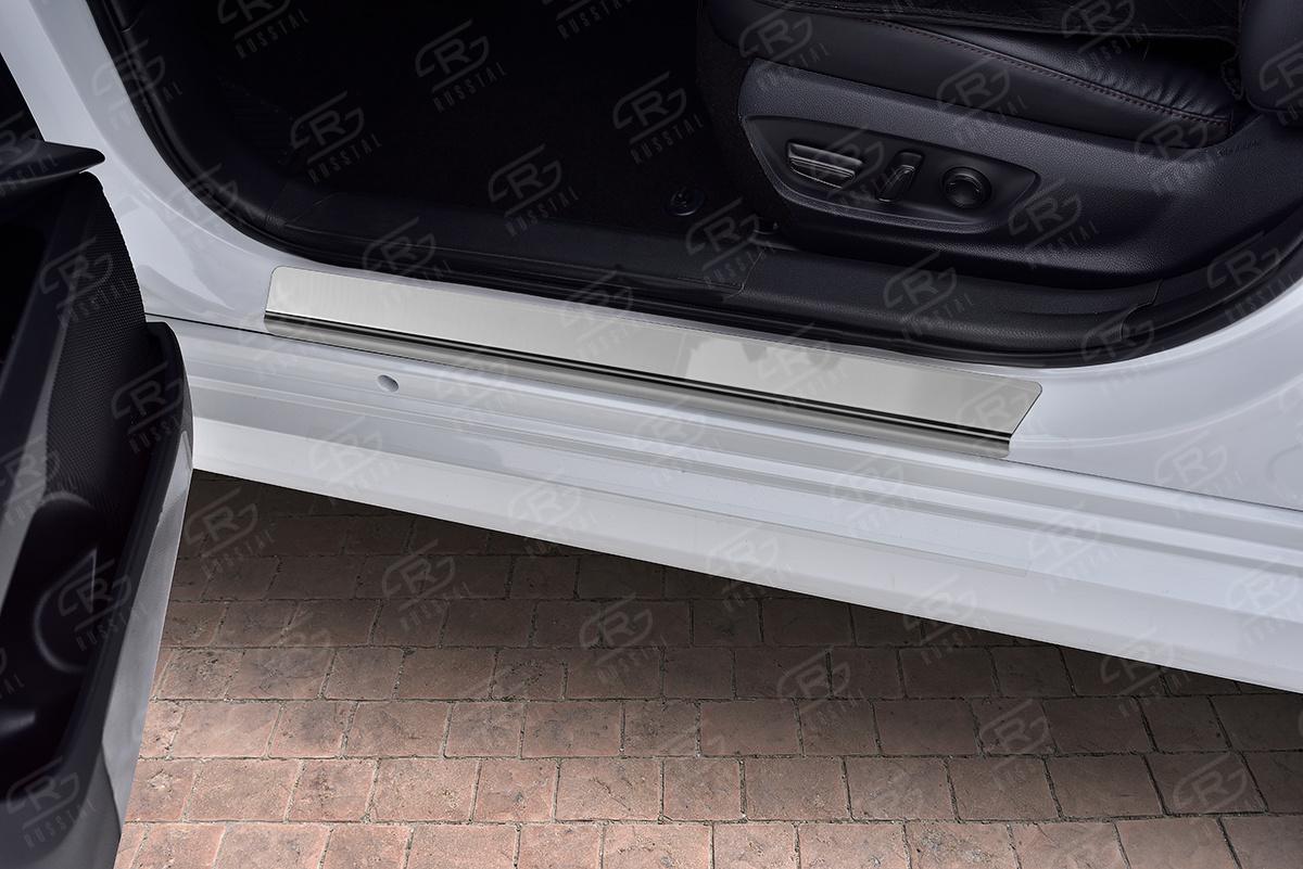 TOYOTA CAMRY 2018-н.в. Накладки на пороги RUSSTAL (нерж., зеркало) TOYCAM18-01