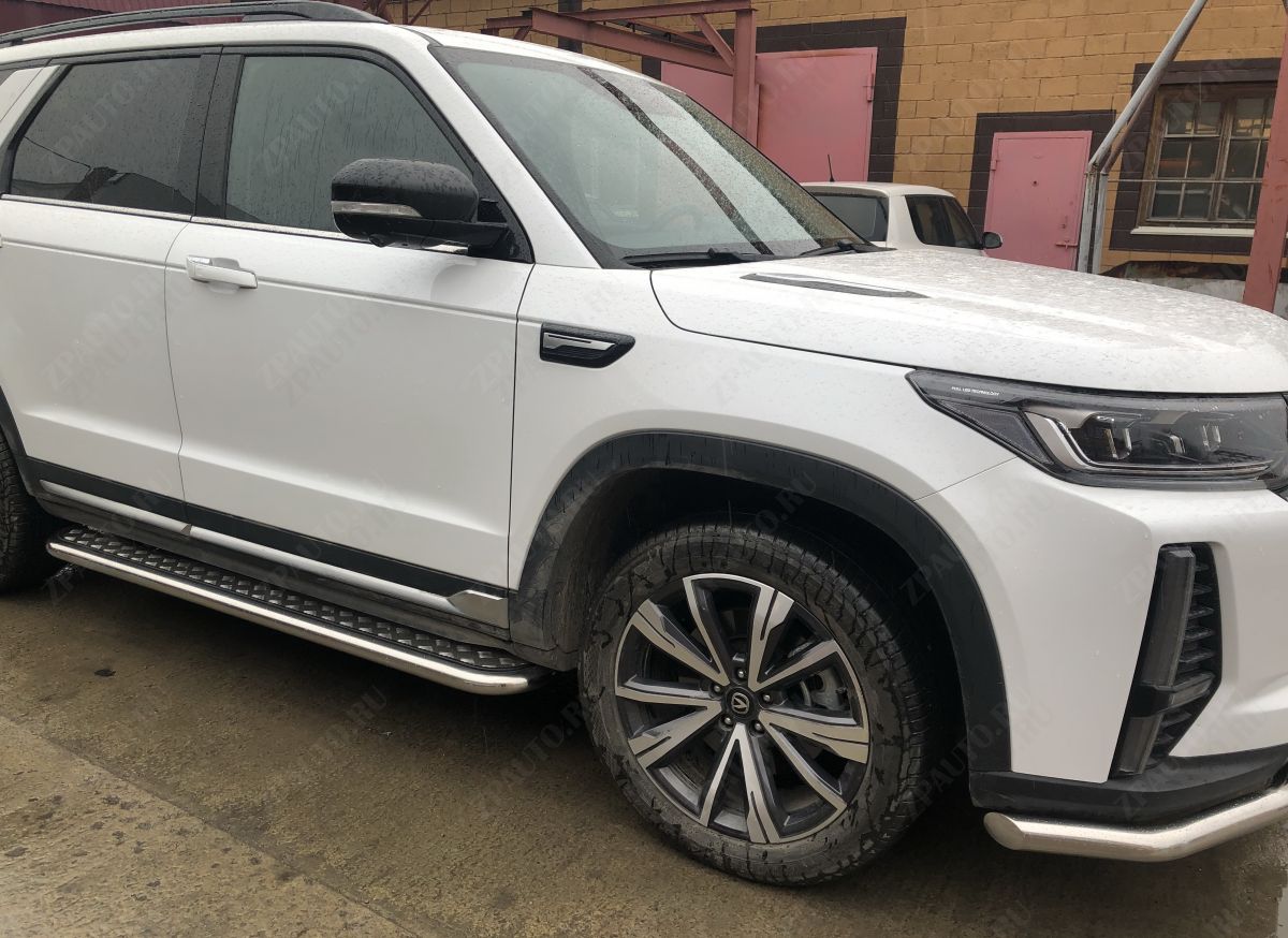 Пороги с накладным листом для автомобиля Changan CS95 2023 арт. CGCS95.23.41