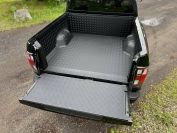 Защитный алюминиевый вкладыш в кузов автомобиля (комплект Black) Foton Tunland V7 2.0 Diesel АКПП 4WD 2024 арт. FOTTUNV725-04