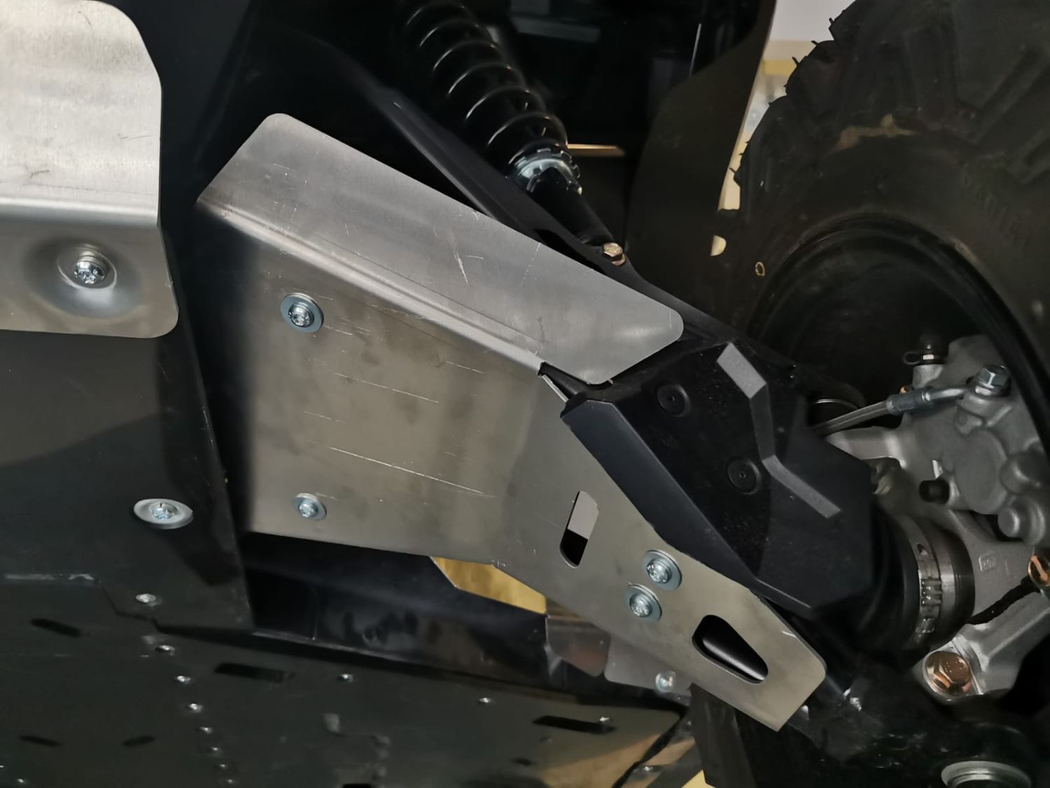 Защита рычагов для CAN-AM Traxter/Defender 2021 -, алюминий 3 мм, STORM, арт. 5024