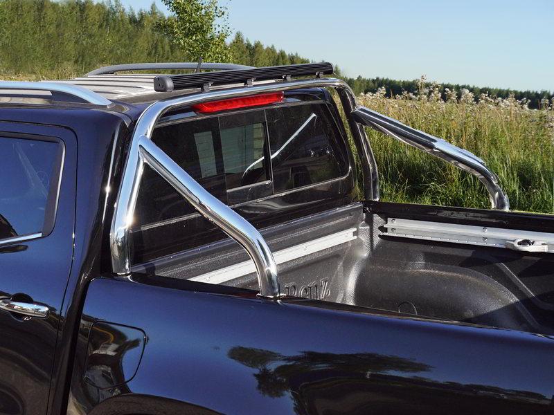 Защита кузова 75х42 мм со светодиодной фарой (только для кузова) для автомобиля Mercedes-Benz X-Class 2018-, TCC Тюнинг MERXCL18-44