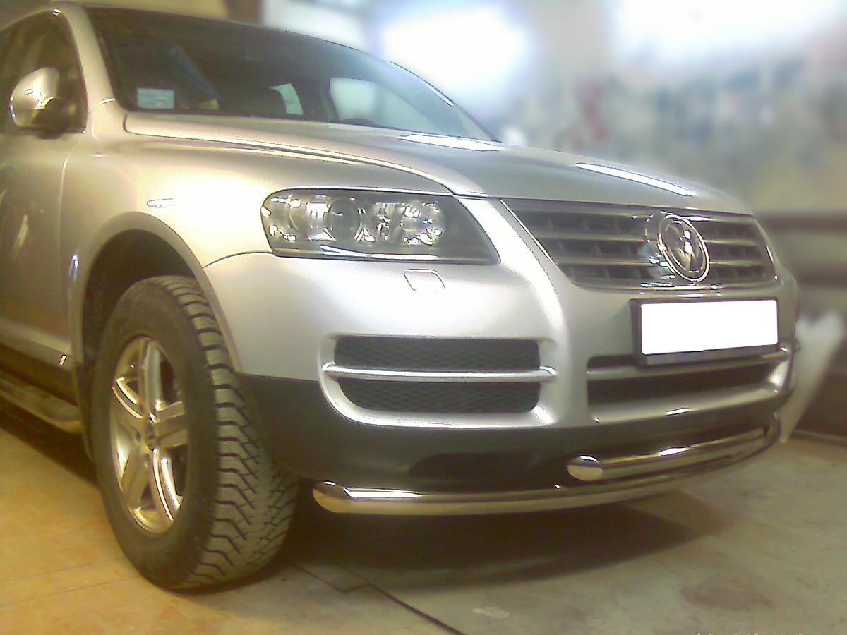Защита переднего бампера радиусная двойная d-60+53 для автомобиля VolksWagen Touareg 2007-2009г.в., Технотек, арт. WLT07_1.1