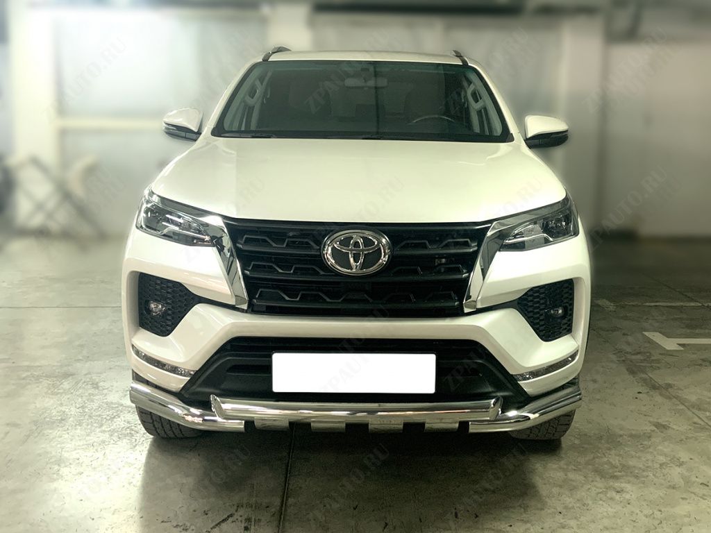 Защита переднего бампера d-76 с доп.накладками для автомобиля Toyota Fortuner 2020-наст.вр., Технотек, арт. TF20_1.2