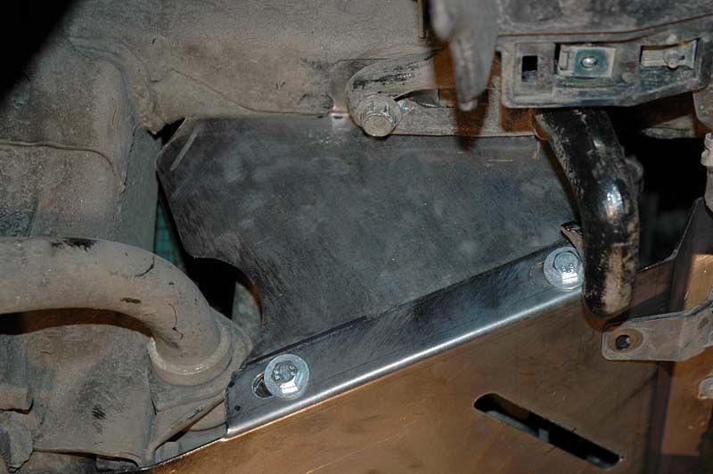 Защита радиатора для NISSAN Navara - для 0757  2005 - 2010, V-2.5, Sheriff, сталь 2,5 мм, арт. 15.1330 N2