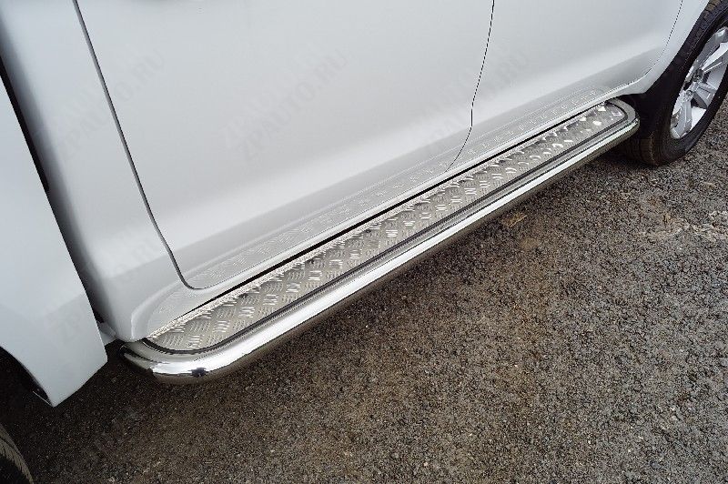 Пороги с площадкой 60,3 мм JAC T8 Pro 4WD 2.4T МКПП 2023- арт. JACT8P23-02