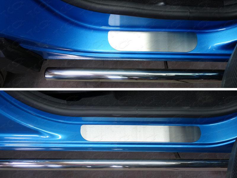 Накладки на пороги (лист шлифованный) для автомобиля Renault Kaptur 2016-