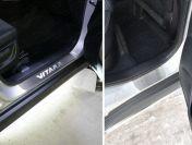 Накладки на пороги (лист шлифованный надпись Vitara) для автомобиля Suzuki Vitara 2015-