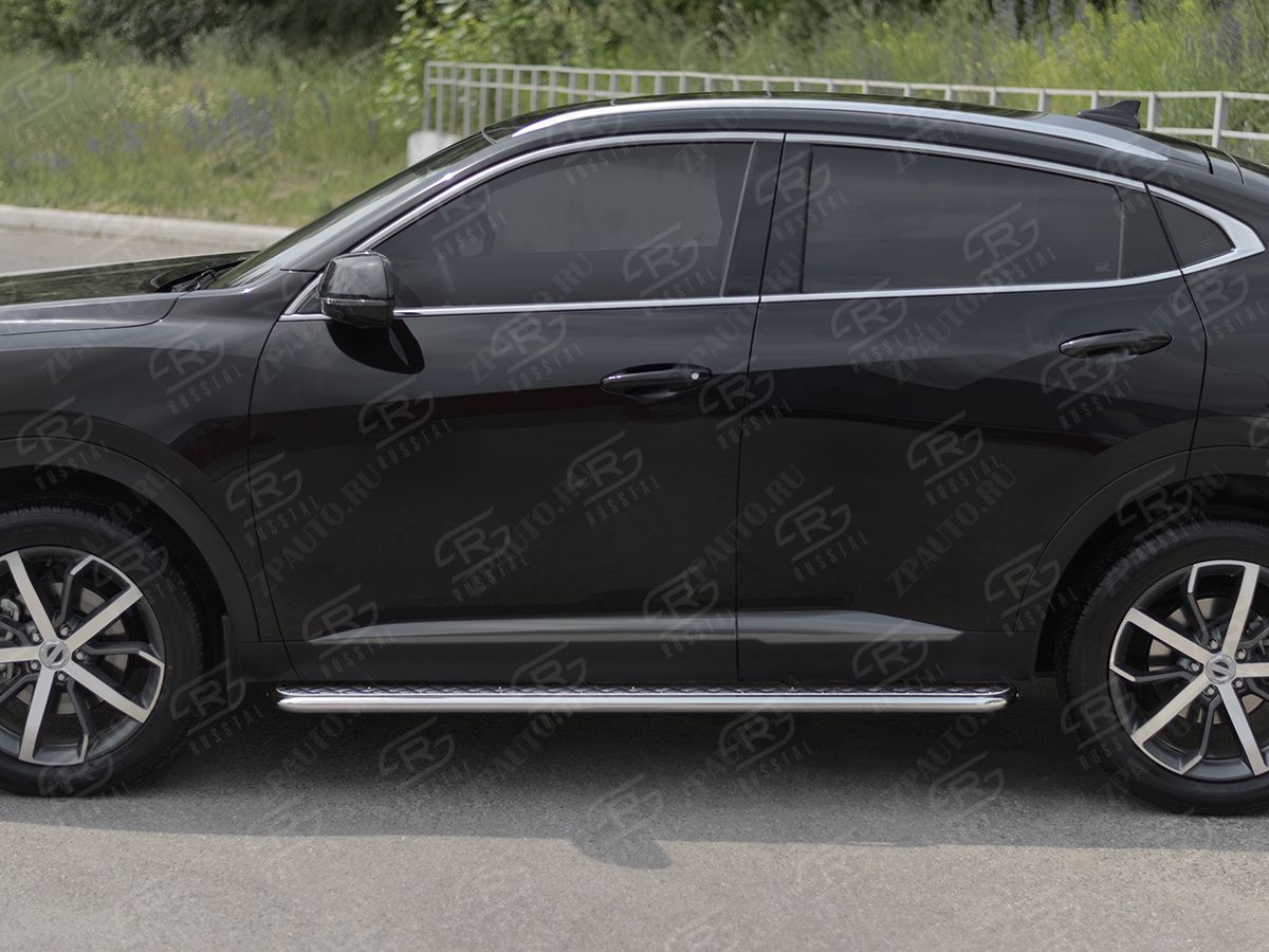 HAVAL F7X 4WD 2022- Пороги труба d42 с листом (Лист алюм, проф. нерж) (вариант 1) HF7XL-0040041
