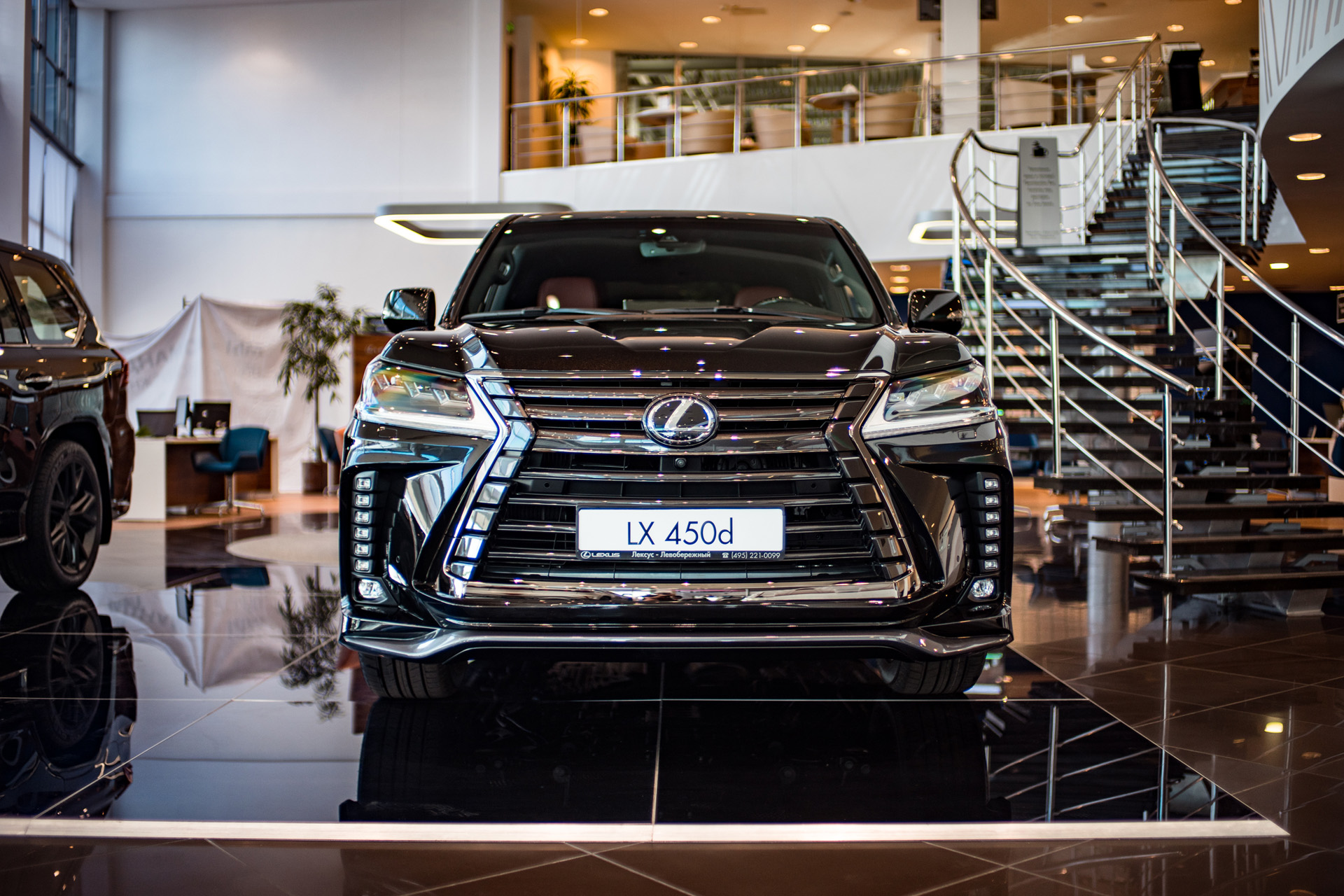 Облицовка переднего бампера в сборе с ПТФ и ДХО для Lexus LX 2015-2022, MTR, арт. MTR-J201-160143