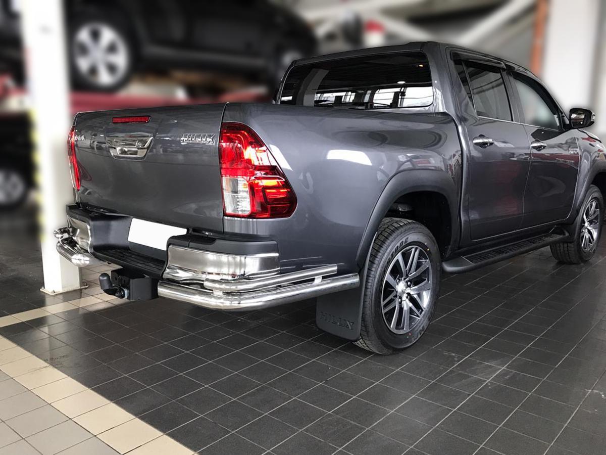 Защита заднего бампера "уголки" d-76+43 для автомобиля Toyota Hilux 2015-2019 г.в., Технотек, арт. TH15_3.1