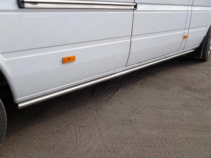 Пороги труба 42,4 мм для автомобиля Mercedes-Benz Sprinter Classic (W905) 2014-, TCC Тюнинг MERSPR14-01