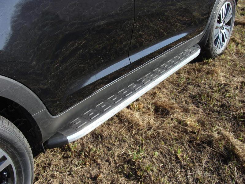 Пороги алюминиевые с пластиковой накладкой (1820 из 2-х мест) для автомобиля Ford Edge 2014-2015 TCC Тюнинг арт. FOREDG14-14AL