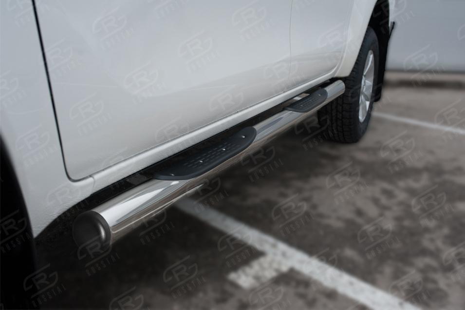 TOYOTA HILUX BLACK ONYX 2020- Пороги труба d76 с накладкой (вариант 2) THBOT-0035152
