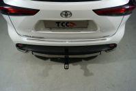 Накладка на задний бампер (лист зеркальный надпись Toyota) для автомобиля Toyota Highlander 2020- арт. TOYHIGHL20-07