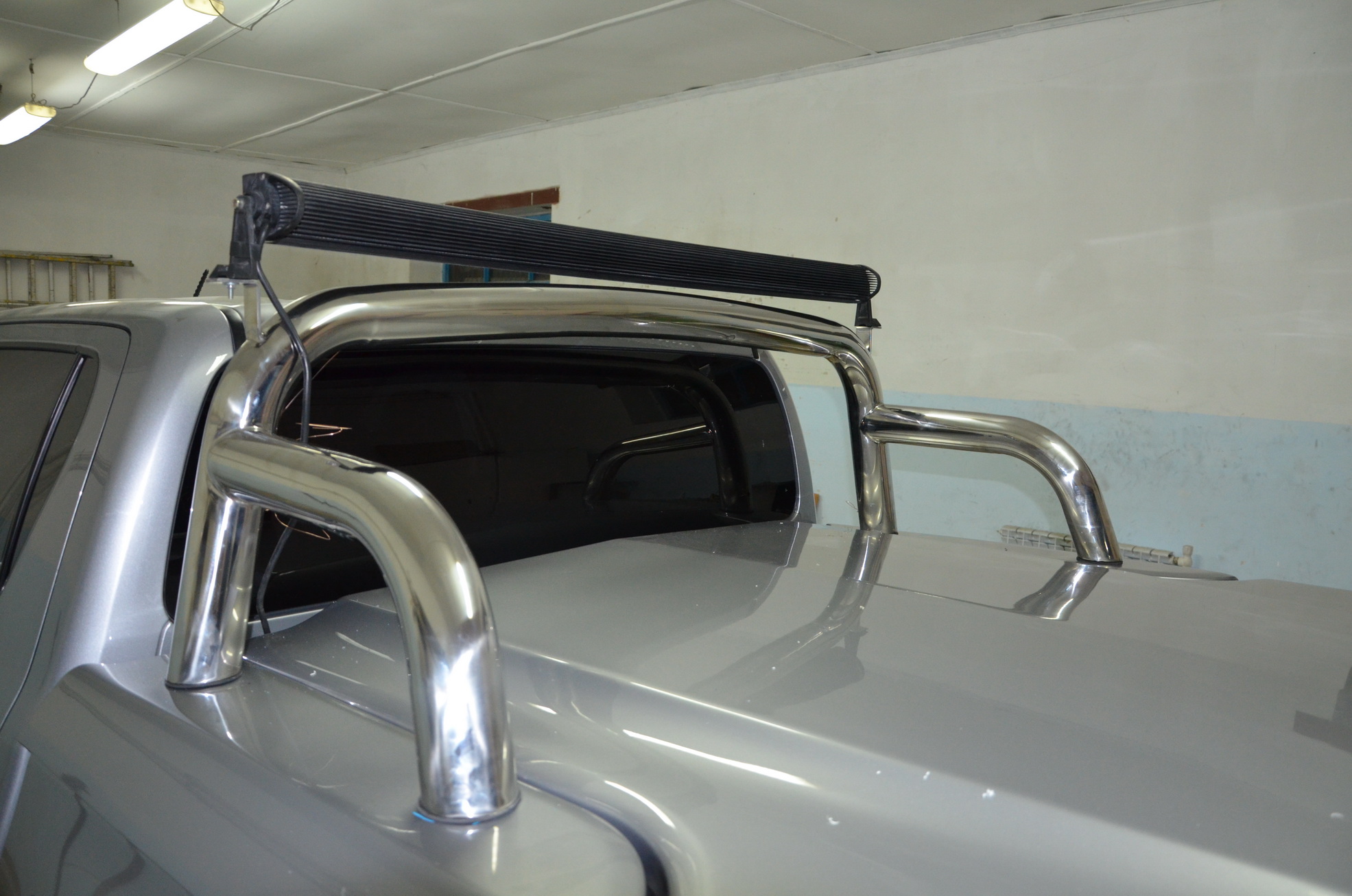 Защитная дуга для автомобиля TOYOTA Hilux 2021 арт. THLX.21.90-2