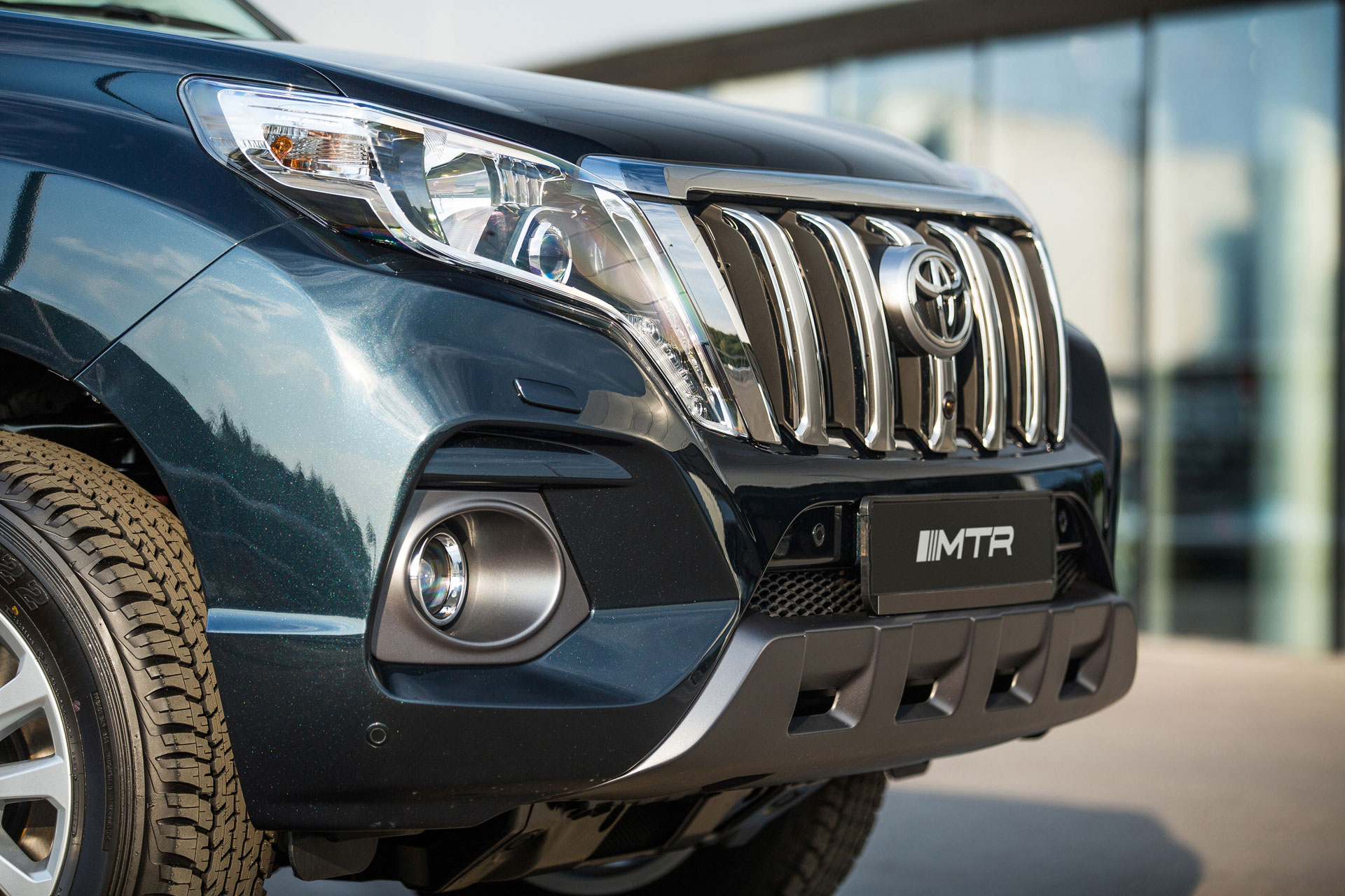 Облицовка переднего бампера в сборе для Toyota Land Cruiser Prado 2013-2017, MTR, арт. MTR-J150-140081