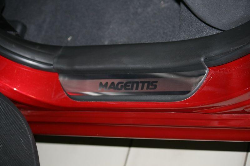 Накладки на внутренние пороги с логотипом на пластик для Kia Magentis 2007, Союз-96 KMAG.31.3037