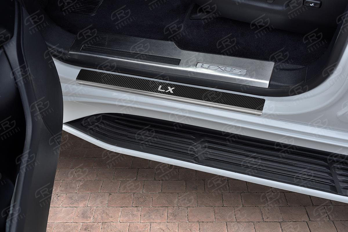Накладки на пороги RUSSTAL (нерж, карбон, надпись) LEXLX15-06 для LEXUS LX450d-LX570 (not F-Sport) 2015-