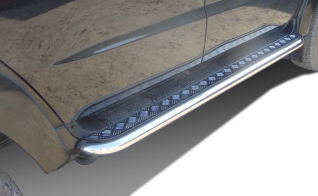 Пороги с накладным листом для автомобиля УАЗ Патриот  2005. UAP.05.41, Россия