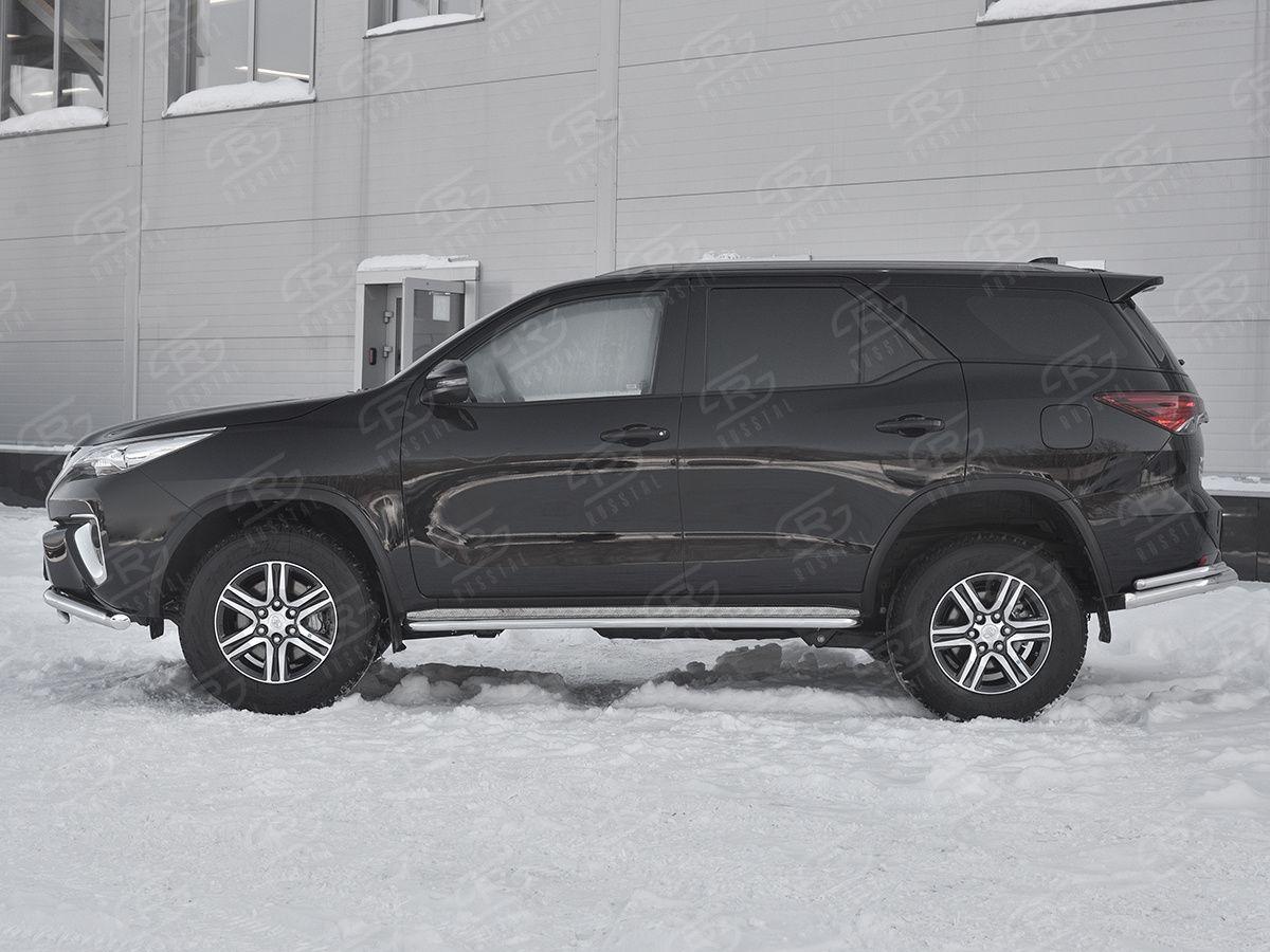 Пороги труба d42 с листом вариант 2 на Toyota Fortuner 2017, Slitkoff TFL-0028822