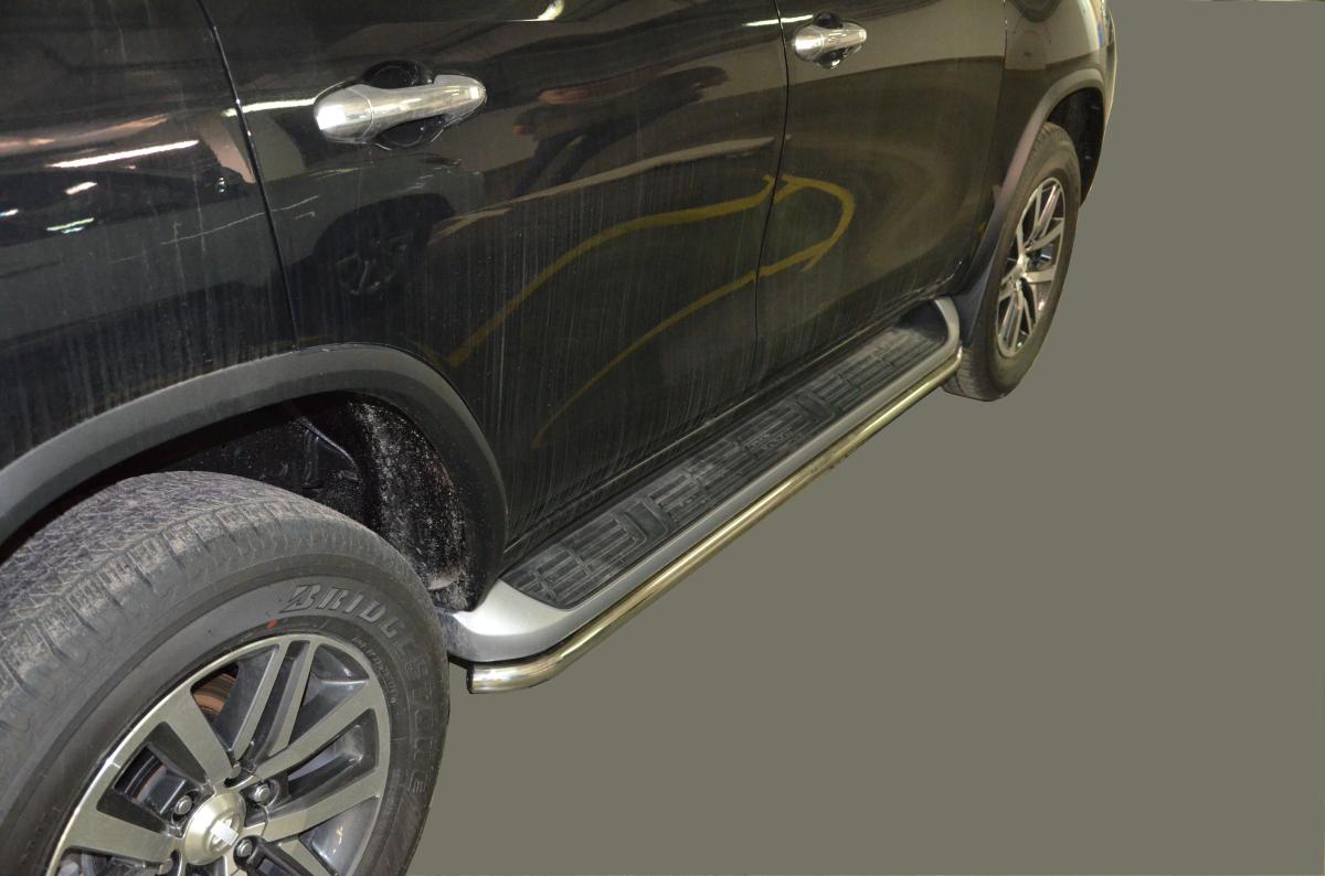 Защита  штатного порога для автомобиля TOYOTA Fortuner 2017. TF.17.30, Россия