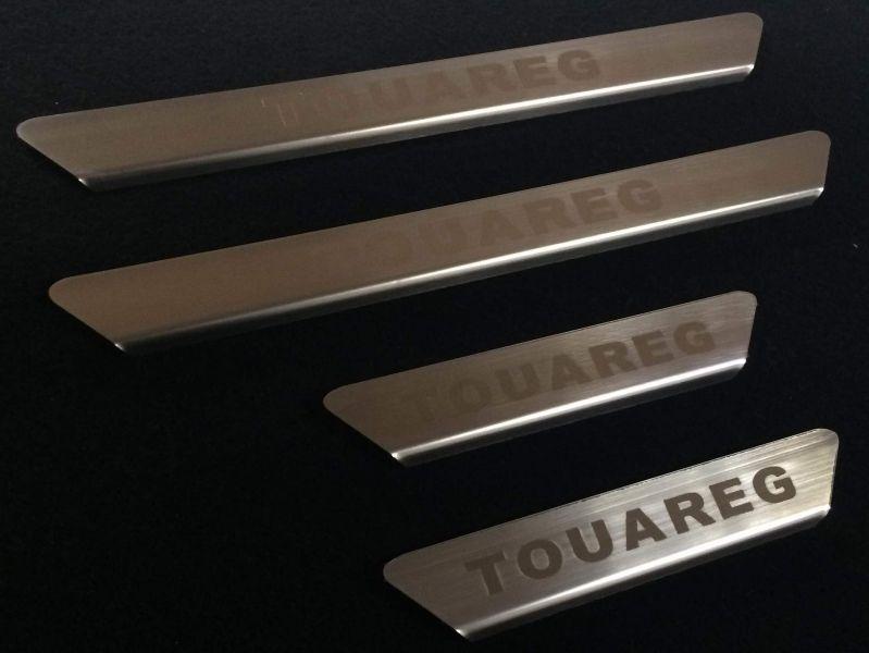 Накладки на пороги (шлифованные надпись Touareg) 4шт для автомобиля Volkswagen Touareg 2014-2018