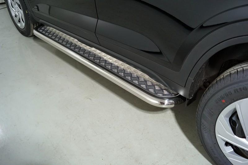 Пороги с площадкой 60,3 мм для автомобиля Hyundai Creta 2021- арт. HYUNCRE21-20