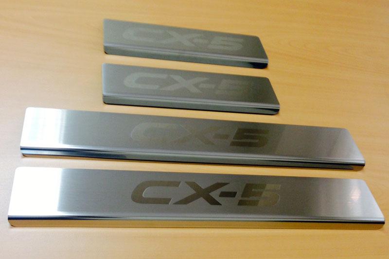 Накладки на внутренние пороги с логотипом для Mazda CX-5 2007, Союз-96 MCX5.31.3696