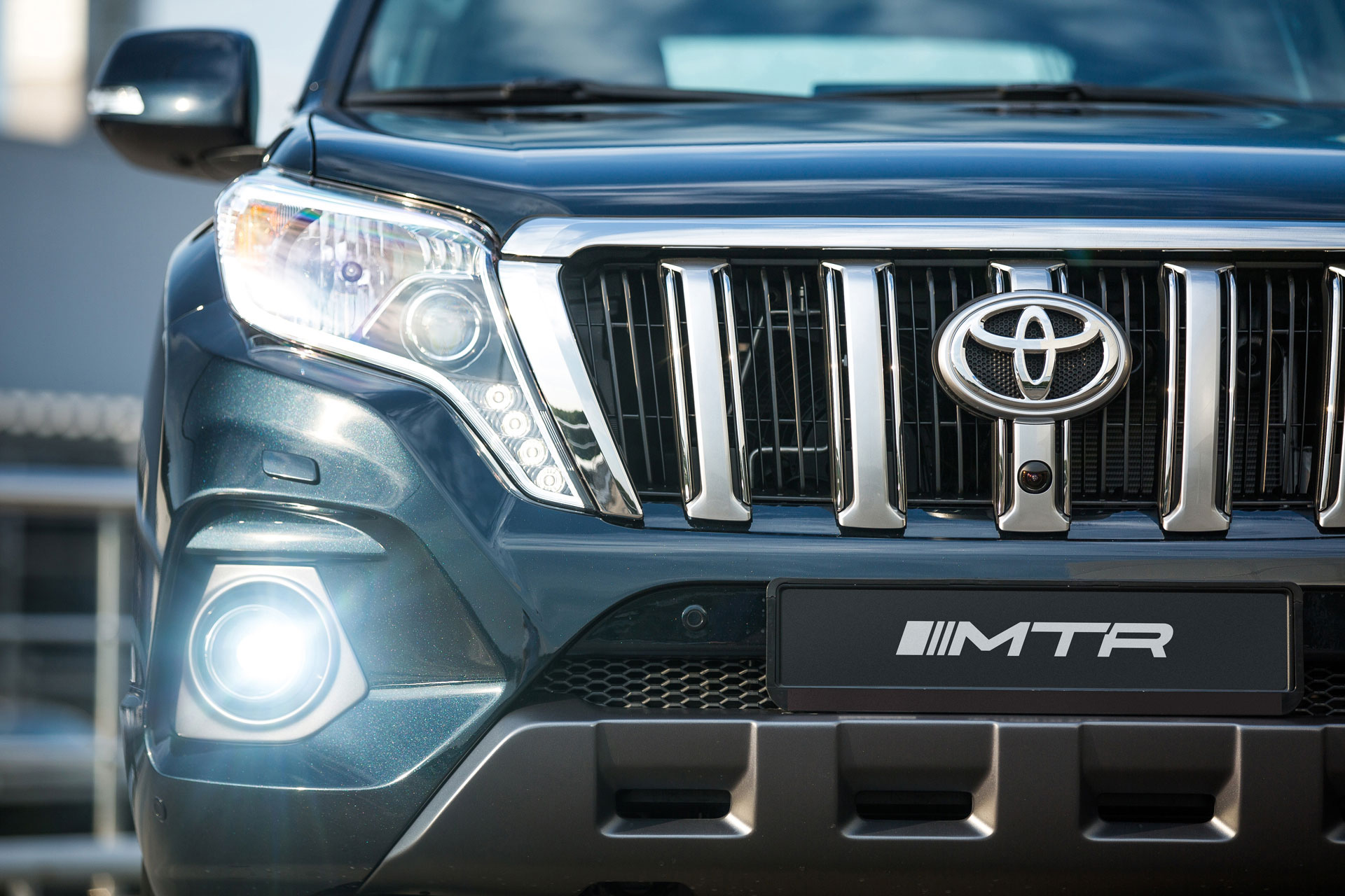 Облицовка переднего бампера в сборе для Toyota Land Cruiser Prado 2013-2017, MTR, арт. MTR-J150-140081