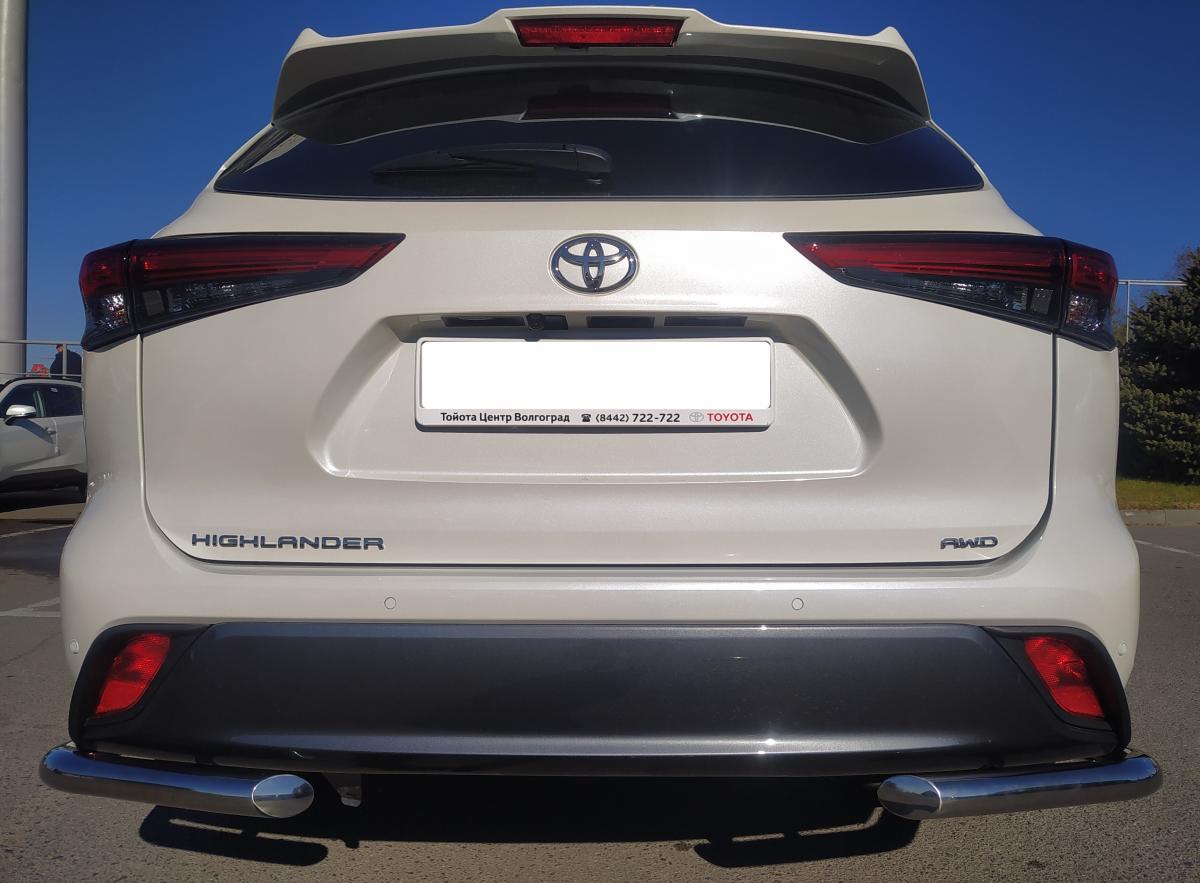 Защита заднего бампера угловая для автомобиля Toyota Highlander 2021 арт. THL.21.18