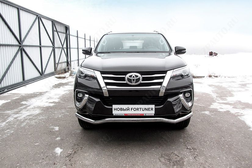 Защита переднего бампера d57 волна Toyota Fortuner (2015-2023) Black Edition, Slitkoff, арт. TFOR-004BE