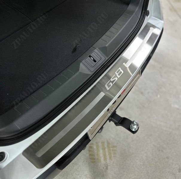 Накладка на задний бампер (лист шлифованный надпись GAC) Gac GS8 GX Traveller 2.0T 4WD 2025 арт. GACGS825-01