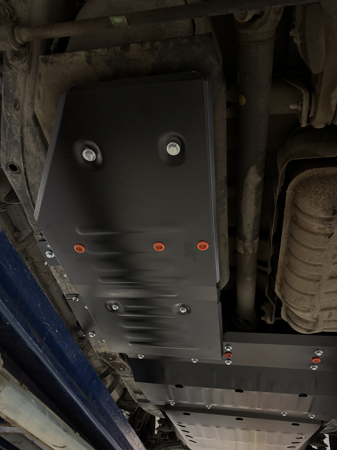 Ford Expedition (U553) 2021-  V-3,5 380 л.с. 4WD защита топливного бака (корректная установка возможна только с защитой РК ALF0751st), ALFeco, сталь, 2 мм, арт. ALF0752st