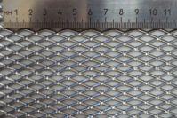 Защитная сетка на радиатор алюминий (ромб) ячейка 10 (1000*250мм)